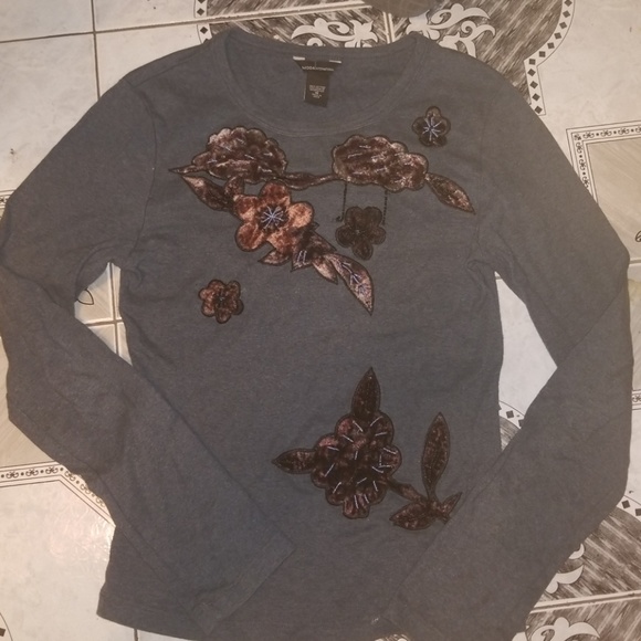 Victoria Secret Beaded Velvet Flowers Top M - Picture 3 of 4